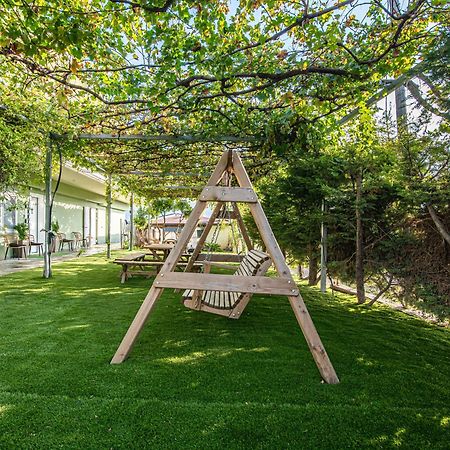 Masticha Apartment Oinofyta Dış mekan fotoğraf